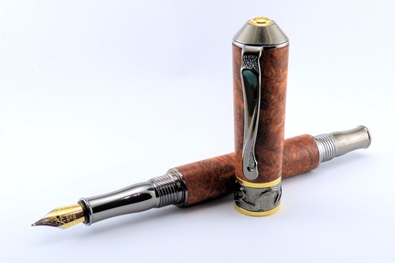 0120 - Amboyna Burl Black Titanium Nouveau Sceptre Fountain Pen