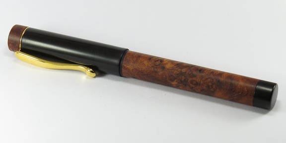 C005 - Denver Fountain Pen with Amboyna Burl & Ebonite